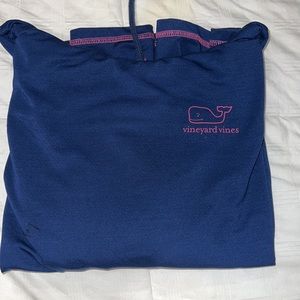 Vineyard vines performance pullover